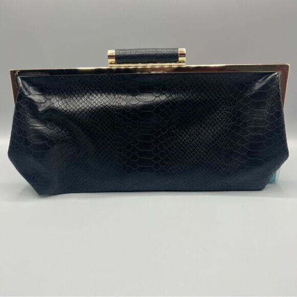 INC International Concepts Kemme Clutch - Picture 1 of 5